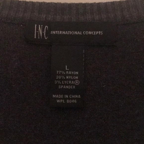 Sweater - Picture 2 of 3